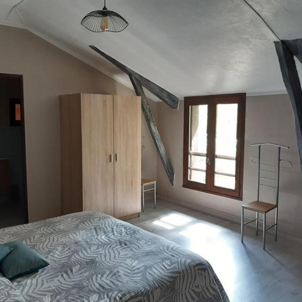 Gite Au Moulin Du Comte Bourrouillan Экстерьер фото